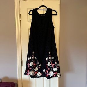 Roz and Ali Embroidered Sheath Dress